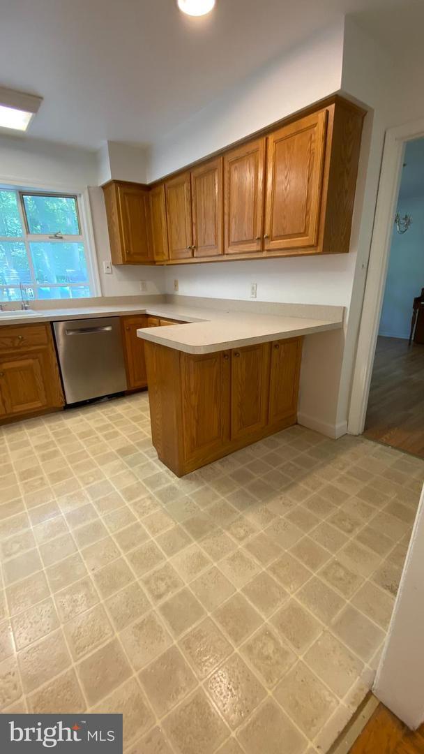Building Photo - 32 Scioto Ct