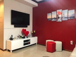 Building Photo - 420 E 1st Ave Building Photo - 420 E 1st Ave