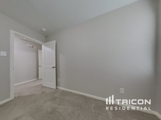 Building Photo - 612 Totem Trail Dr