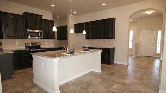 Foto del edificio - 5633 Briar Fld