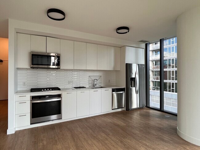 Foto del edificio - 841 W Monroe St