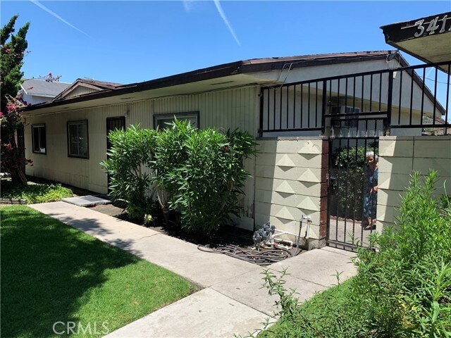 Primary Photo - 3411 W Orange Ave