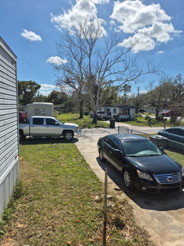 Foto del edificio - 2920 Dover Ln