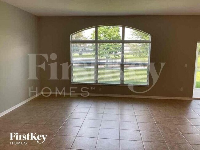 Foto del edificio - 7976 113th Ave Cir E