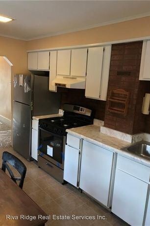 Building Photo - 3 br, 1 bath House - 1306 Overcliff Way