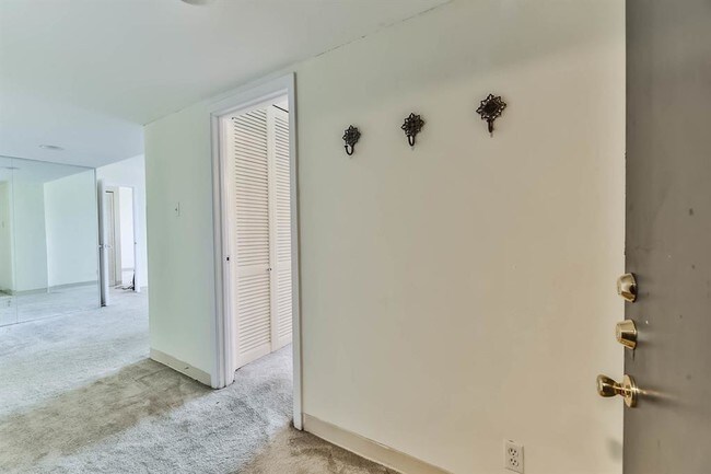 Foto del edificio - 7510 Hornwood Dr
