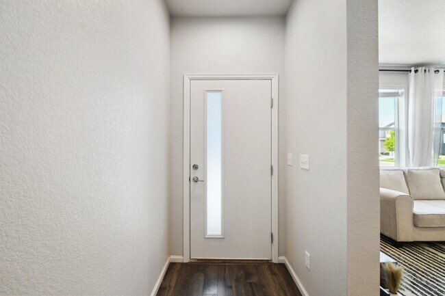 Foto del edificio - 19221 E 65th Ave