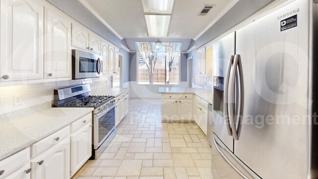 Foto del edificio - 3229 Portside Ln
