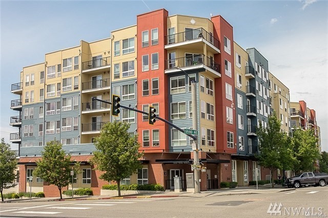 street view - 2824 Grand Ave