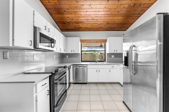 Foto del edificio - 8131 SW 90th Ave