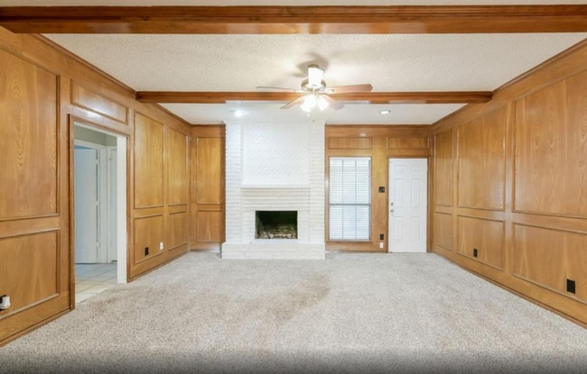 Building Photo - 1117 Beltwoods Dr