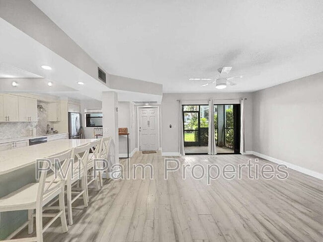 Building Photo - 1291 SE Parkview Pl