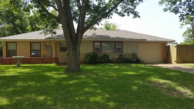 Building Photo - 106 Bellview Dr