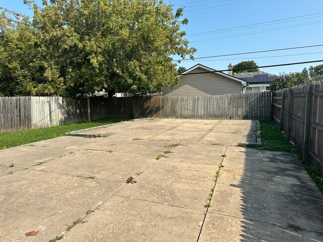 Foto del edificio - 24924 Lexington Ave