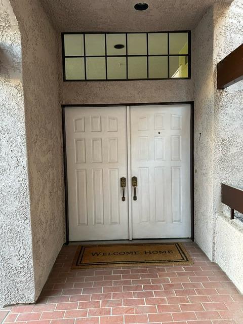 Building Photo - 2601 S Broadmoor Dr