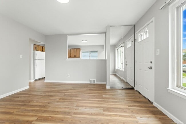 Building Photo - 20222 Abrahm St