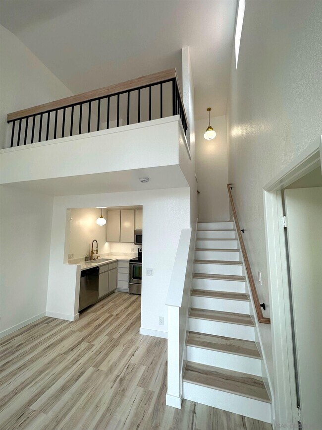 Foto del edificio - 4060 Rosenda Ct