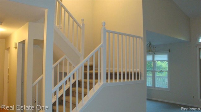 Building Photo - 24283 Weathervane Ct