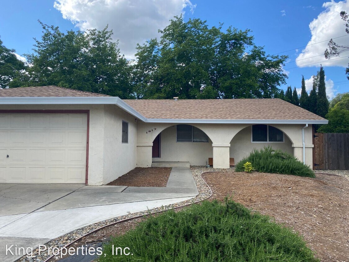 Foto principal - 4 br, 2 bath House - 1817 Cork Place