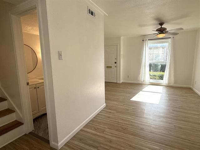 Building Photo - 9825 Park Ln Ct