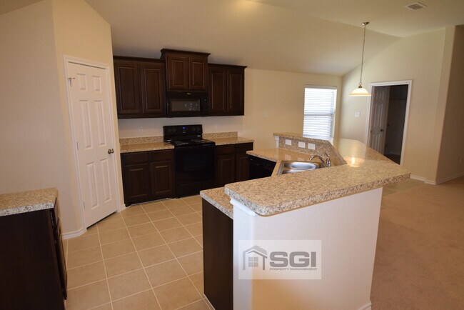 Foto del edificio - 2728 Adams Fall Ln