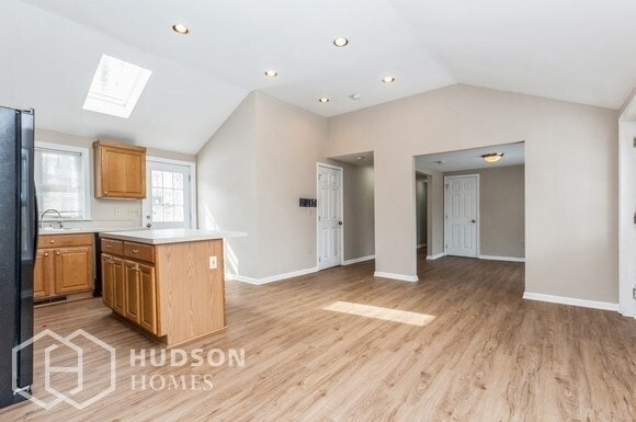 Building Photo - NOW AVAILABLE! 3 Glade Rd, Poughkeepsie, N...