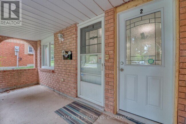 Building Photo - 151 Dauphin Ave