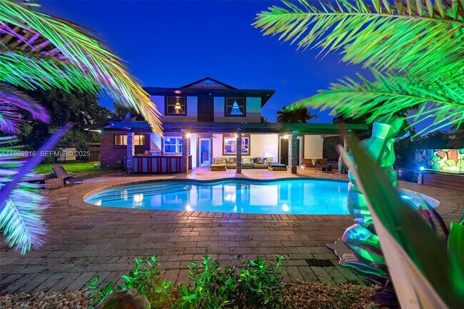 Foto del edificio - 250 NE 158th St