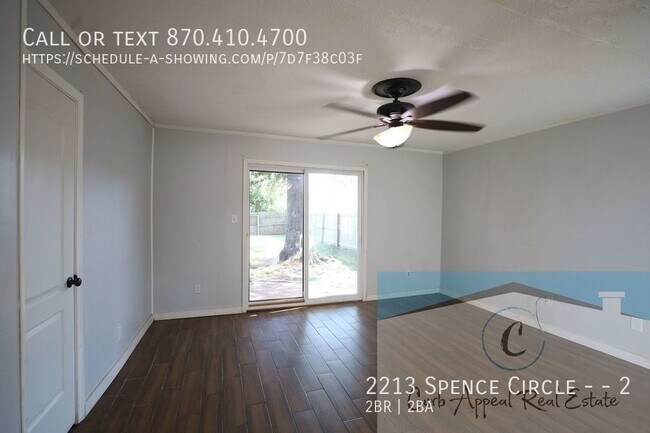 Building Photo - Beautifuly renovated 2 bed / 1.5 bath dupl...