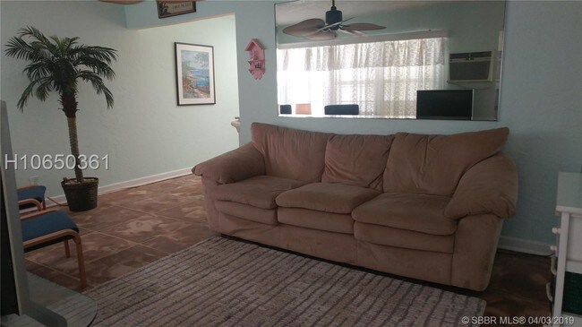 Foto del edificio - 309 Crocus Terrace