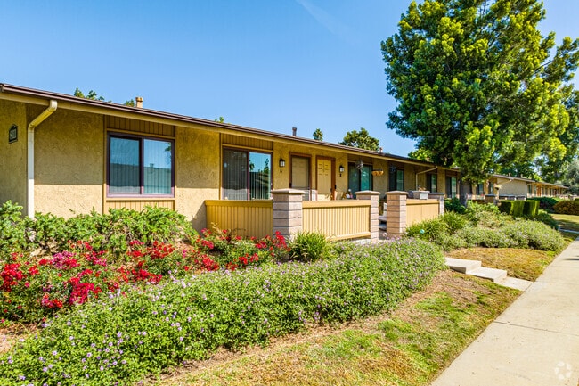 Building Photo - Cucamonga Terrace