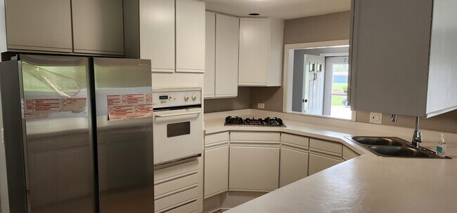 Foto del edificio - 10 Sunset Dr