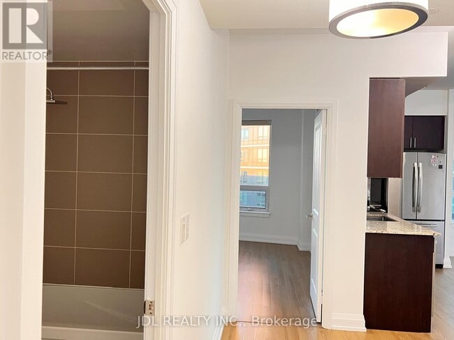 Building Photo - 7161 Yonge St