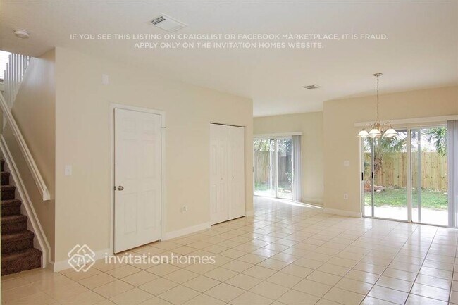 Foto del edificio - 2538 NE 41st Ave