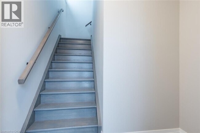 Photo du bâtiment - 32 Third Ave