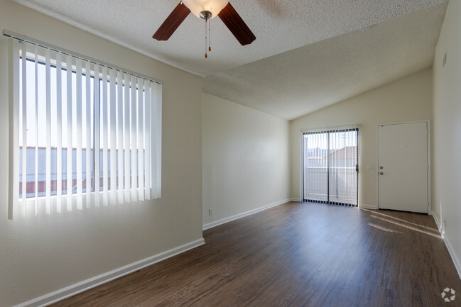 2BR, 1BA - Plan C - Highland Orchard Apartments