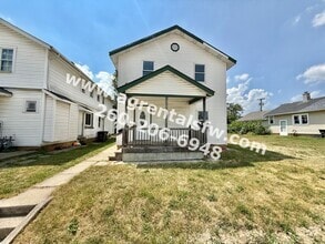 Building Photo - 3232 Barr St