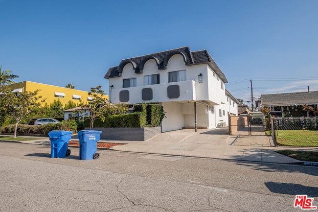 Foto del edificio - 3826 Prospect Ave