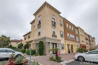 Building Photo - 11352 Renaissance Way