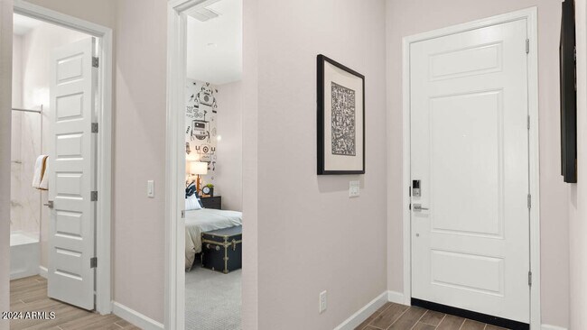 Foto del edificio - 15428 W Smoketree Dr