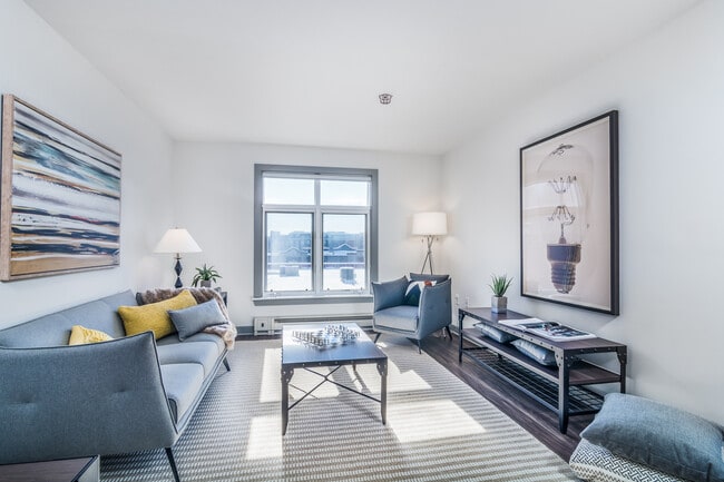 Living Room - One Nineteen on Main