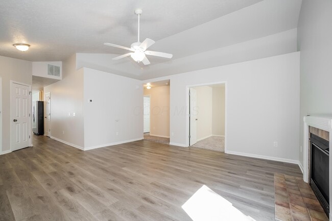 Building Photo - 6817 Riding Trail Dr