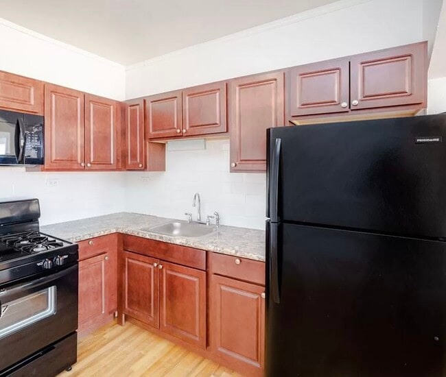 Building Photo - 2206 S 57th Ave