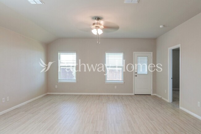Foto del edificio - 9436 Golden Tree Ave