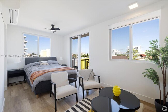 Foto del edificio - 650 SW 1st St