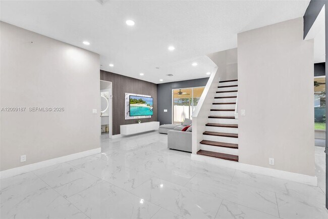Foto del edificio - 5040 Willow Pond Rd W