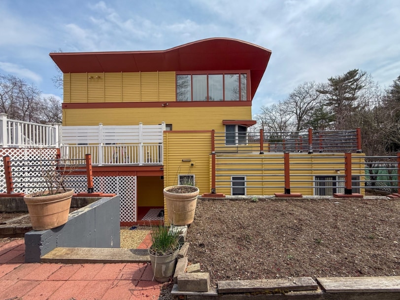 Primary Photo - 5 Avondale Ave