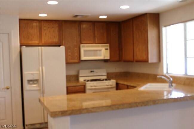 Building Photo - 7270 Diamond Canyon Ln