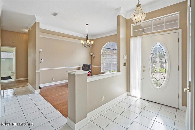 Foto del edificio - 4050 Alesbury Dr