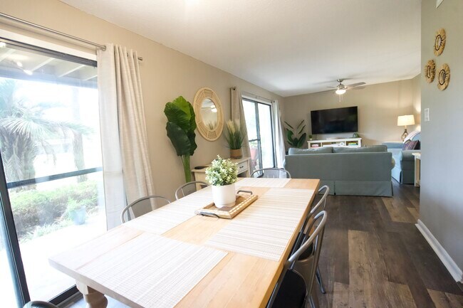 Foto del edificio - 227 Sandpiper Bay